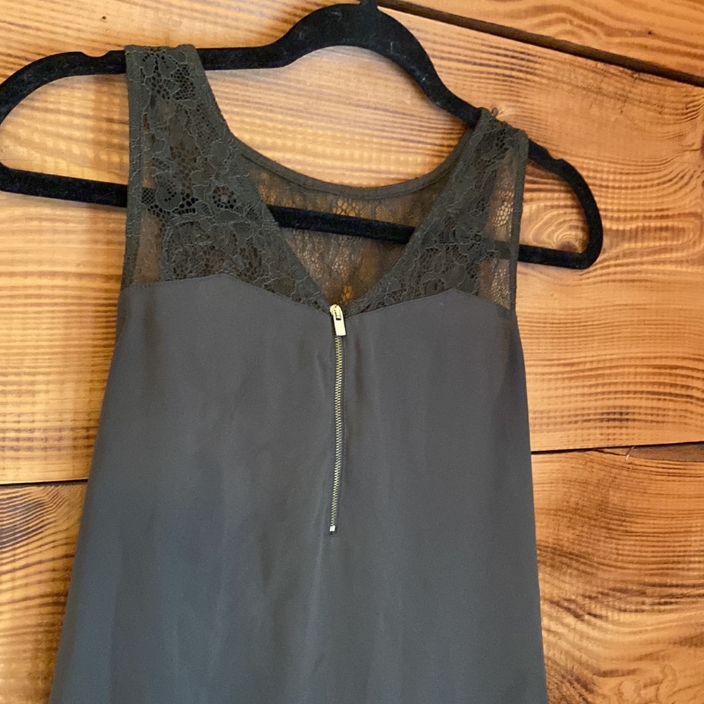 Tank top - Picture 2 of 3